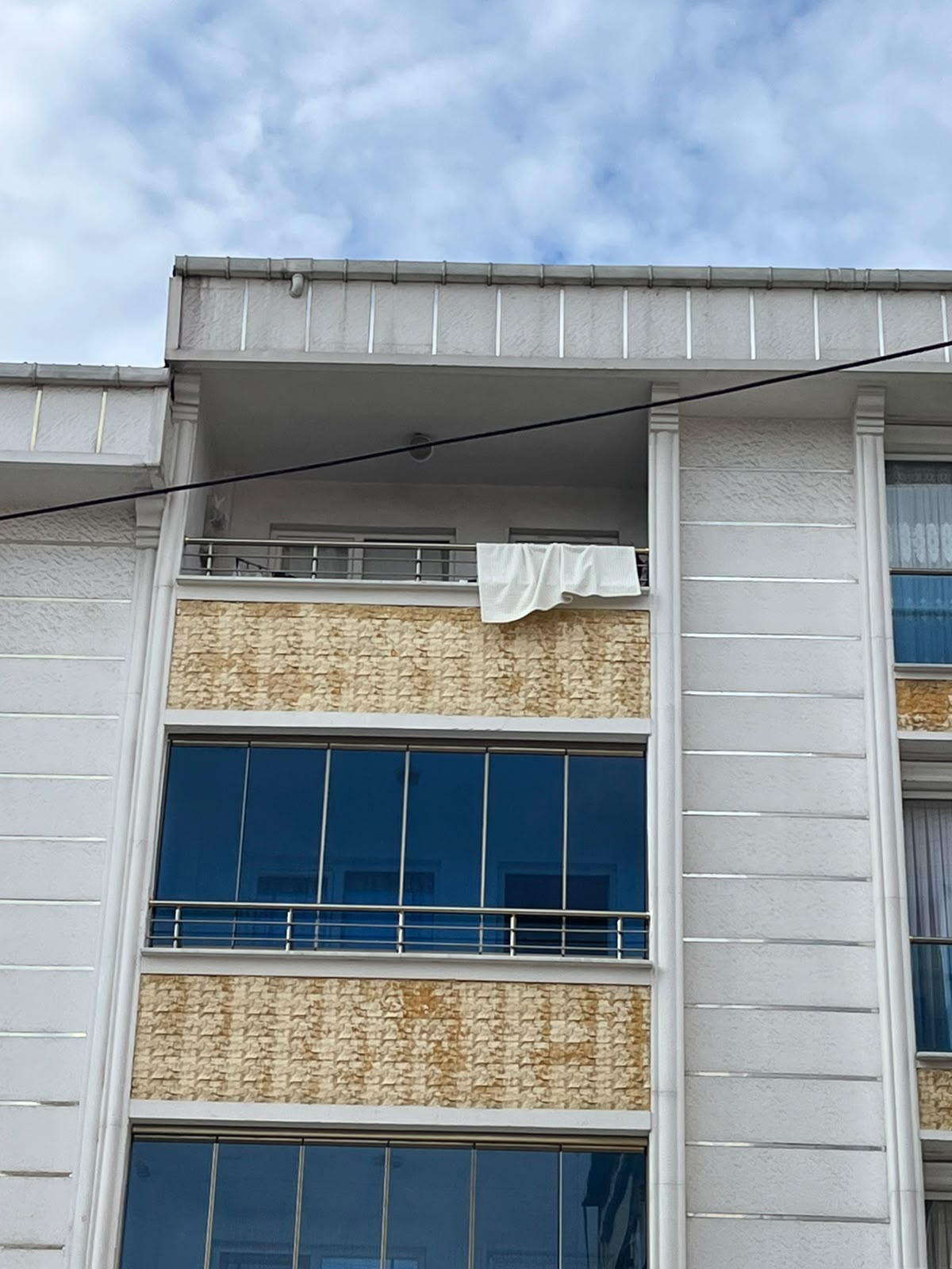 Katlanır cam balkon kanat sıkışması ve tamir işlemi